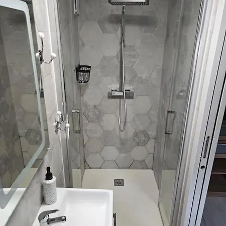 Maison Traversante Et Ensoleille Holiday home *