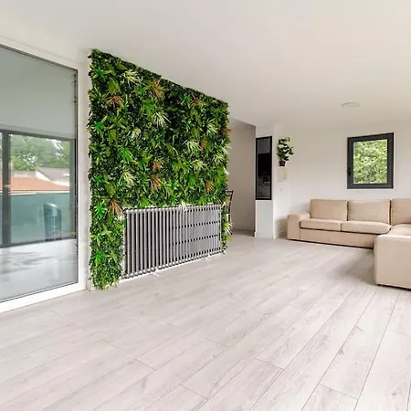 Holiday home Maison Traversante Et Ensoleille